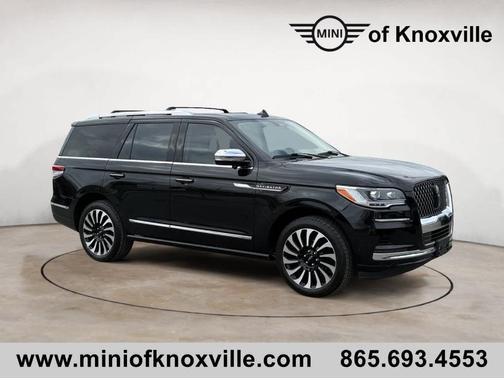 Infinite Black Metallic 2023 Lincoln Navigator Black Label