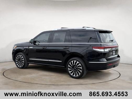 Infinite Black Metallic 2023 Lincoln Navigator Black Label