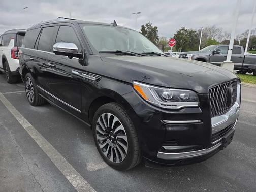 Infinite Black Metallic 2023 Lincoln Navigator Black Label