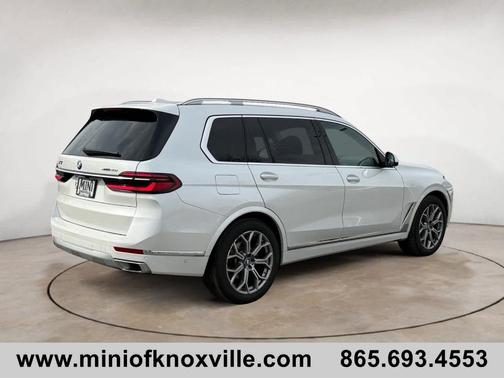 2023 BMW X7 xDrive40i