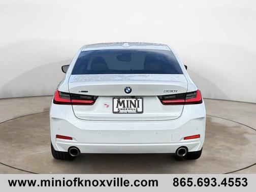 2023 BMW 330 i xDrive