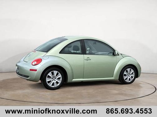 2008 Volkswagen New Beetle S