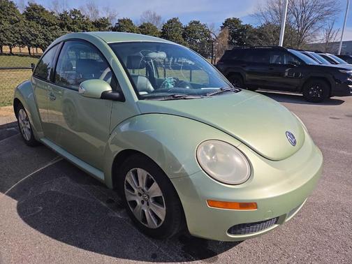 2008 Volkswagen New Beetle S
