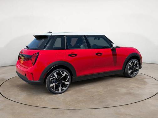 Chili Pepper Red 2026 MINI Hardtop S