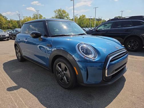 2023 MINI Hardtop Cooper
