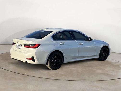 2020 BMW 330 i xDrive
