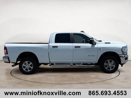 Bright White Clearcoat 2024 RAM 2500 Big Horn