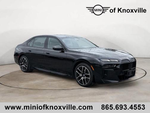 2023 BMW 740 i