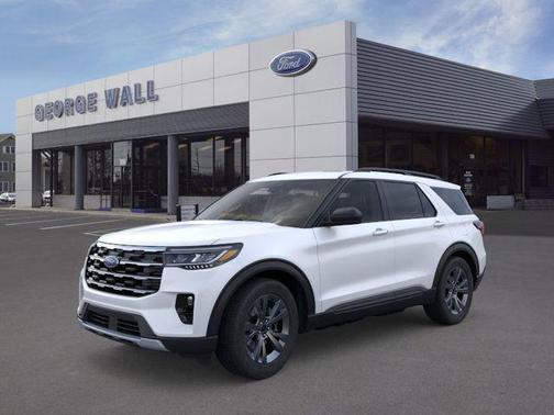 Star White Metallic Tri-Coat 2026 Ford Explorer Active