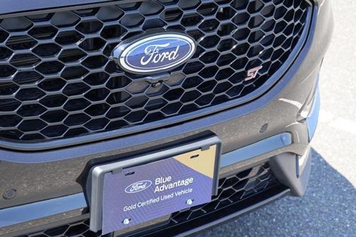 2022 Ford Edge ST