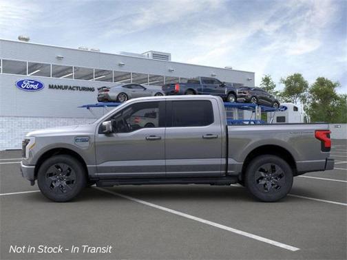 2025 Ford F-150 Lightning LARIAT