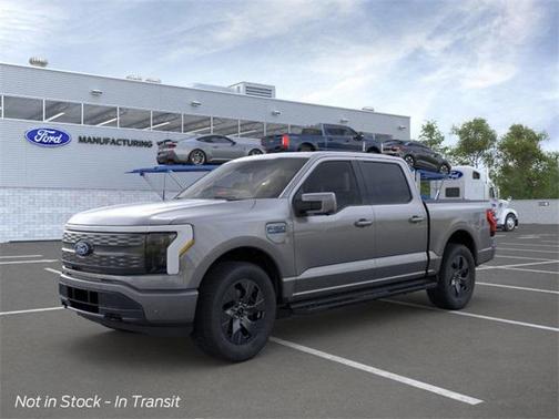 2025 Ford F-150 Lightning LARIAT