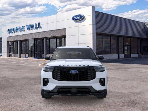 Space White Metallic 2026 Ford Explorer ST-Line