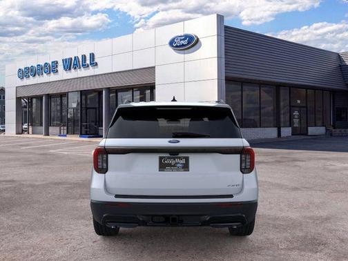 Space White Metallic 2026 Ford Explorer ST-Line