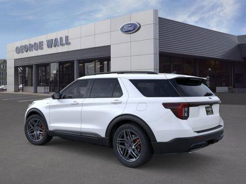 Star White Metallic Tri-Coat 2026 Ford Explorer ST-Line