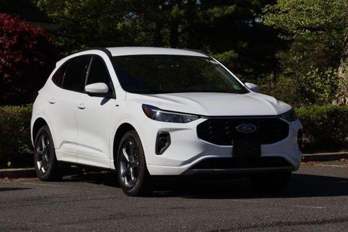 Oxford White 2023 Ford Escape ST-Line Select