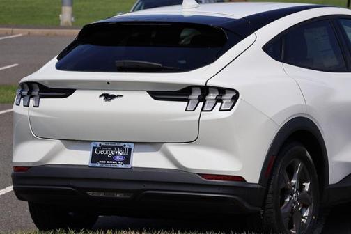2022 Ford Mustang Mach-E Select