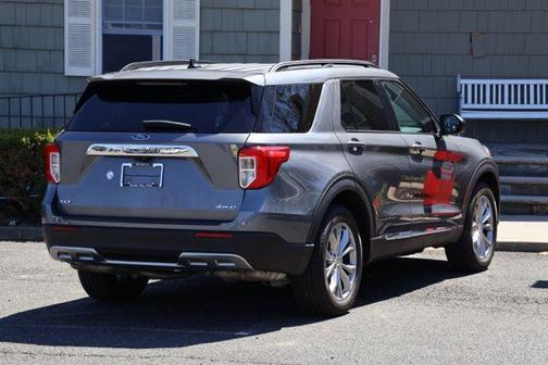 Gray Metallic 2024 Ford Explorer XLT