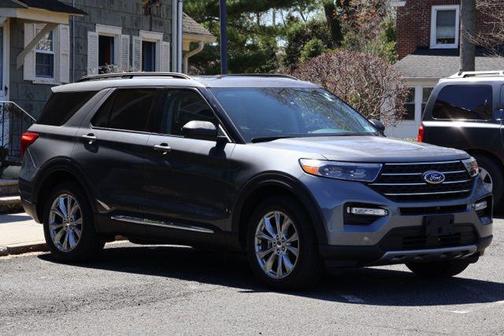Gray Metallic 2024 Ford Explorer XLT