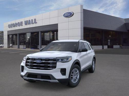 Space White Metallic 2026 Ford Explorer Active
