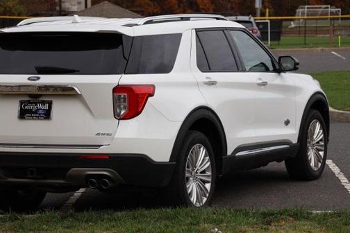 2022 Ford Explorer King Ranch