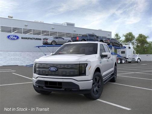 2025 Ford F-150 Lightning LARIAT