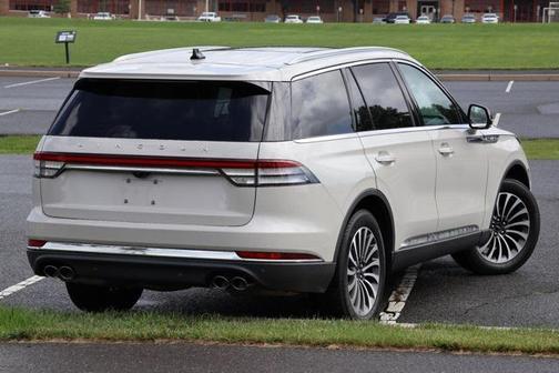 2022 Lincoln Aviator Reserve AWD
