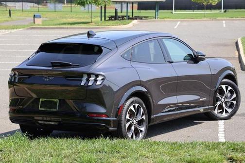 2022 Ford Mustang Mach-E Premium