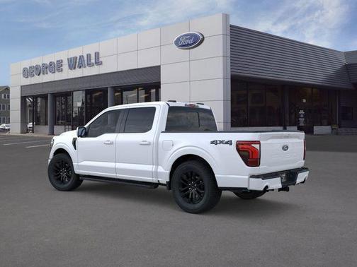 Star White Metallic Tri-Coat 2026 Ford F-150 Lariat