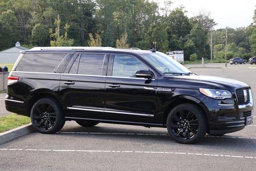 2022 Lincoln Navigator Reserve