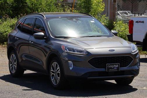 Gray Metallic 2022 Ford Escape SEL
