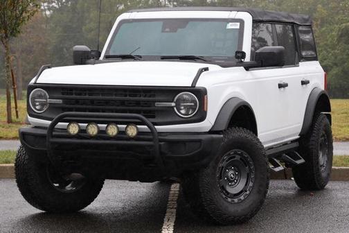 2022 Ford Bronco Base