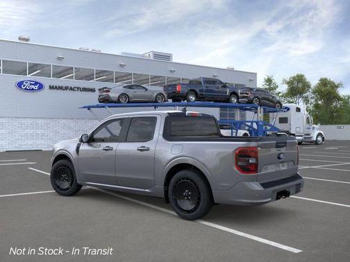 Carbonized Gray Metallic 2026 Ford Maverick Lobo Standard