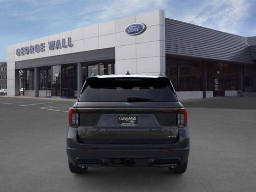 Agate Black Metallic 2026 Ford Explorer ST-Line