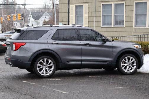 2023 Ford Explorer Platinum