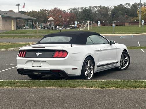 2020 Ford Mustang EcoBoost Premium