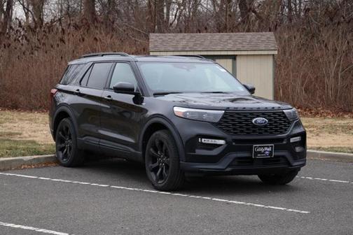 2022 Ford Explorer ST-Line