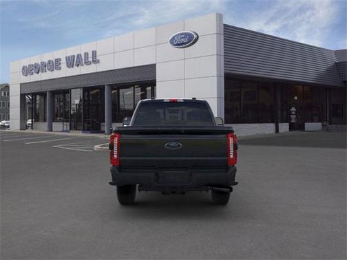2025 Ford F-350 XLT
