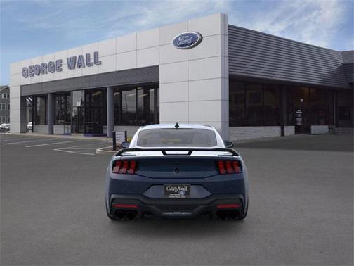 2025 Ford Mustang Dark Horse Fastback