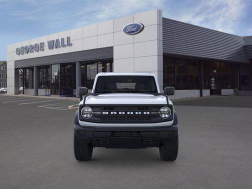 Oxford White 2026 Ford Bronco Big Bend