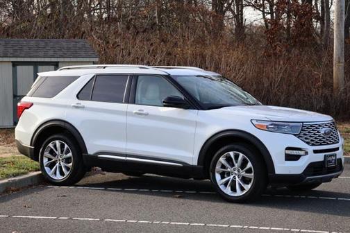2023 Ford Explorer Platinum