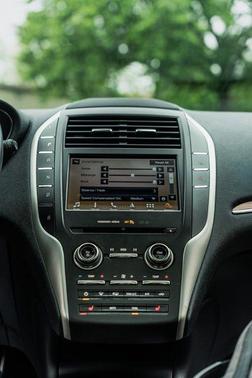 Magnetic Gray Metallic 2019 Lincoln MKC Select