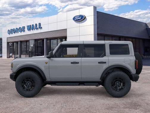 Avalanche 2026 Ford Bronco Badlands