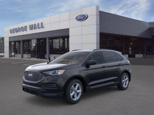 Black Metallic 2024 Ford Edge SE