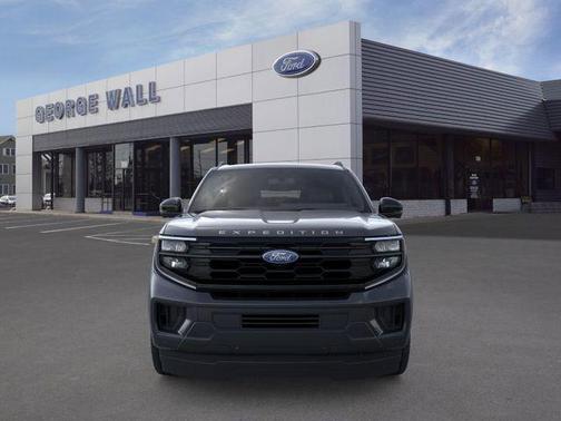 Dark Matter Gray Metallic 2026 Ford Expedition Max Active 4x4
