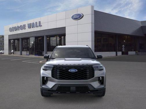 Carbonized Gray Metallic 2026 Ford Explorer ST-Line