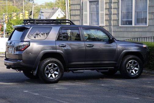 Magnetic Gray Metallic 2017 Toyota 4Runner SR5