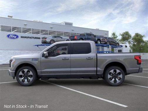 2025 Ford F-150 Lightning Platinum