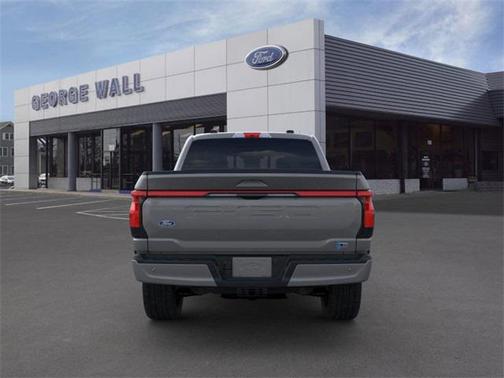 2025 Ford F-150 Lightning Platinum