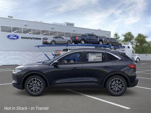 2026 Ford Escape PHEV SE